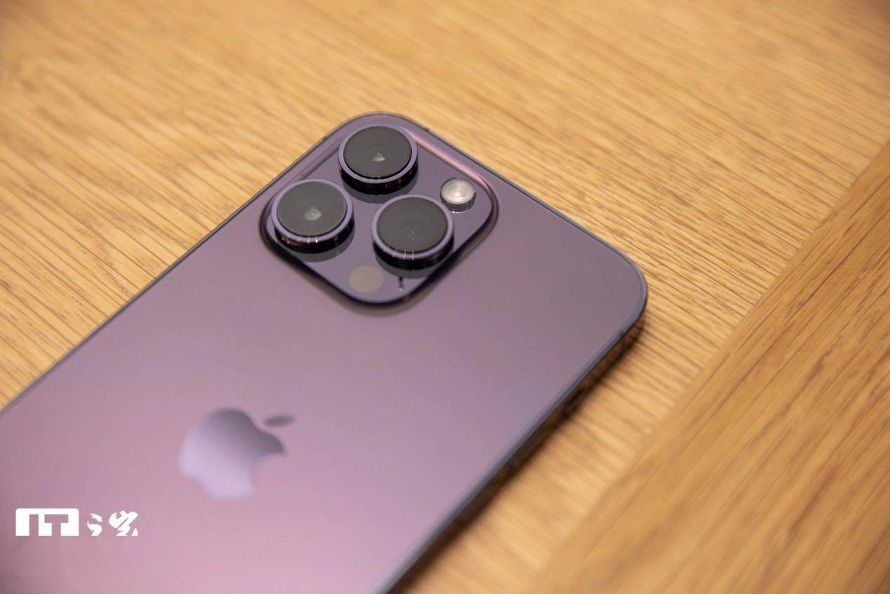 光预测服版苹果
:郭明錤：苹果 iPhone 15 Pro Max 将采用潜望式镜头-第2张图片-太平洋在线下载