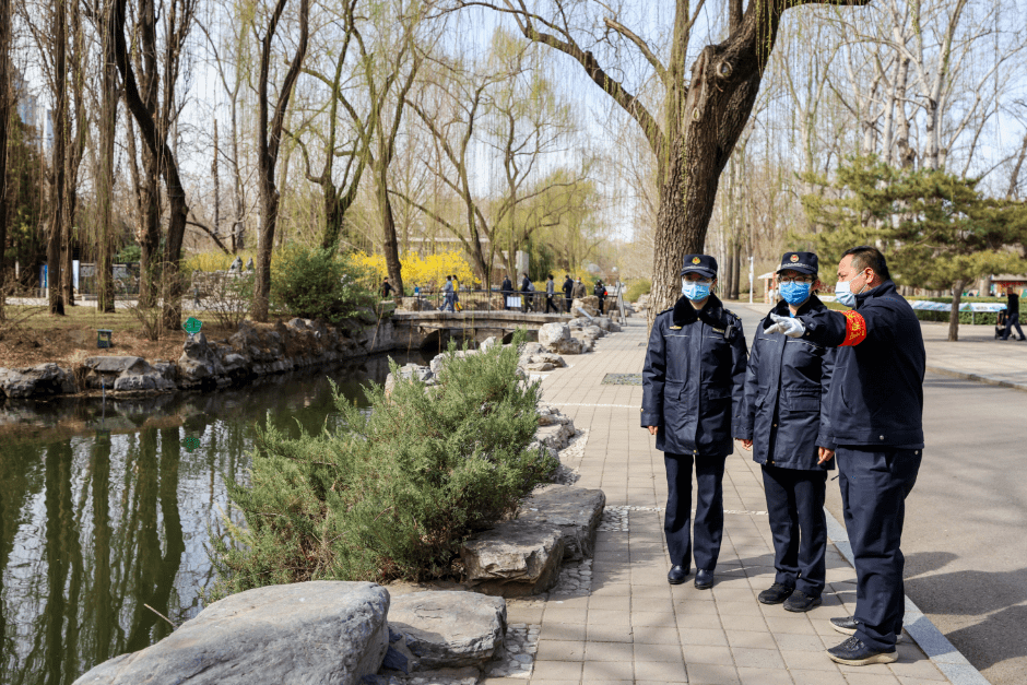 公版1060黑苹果:北京动物园将8类行为列入游园“黑名单”！设曝光台曝光